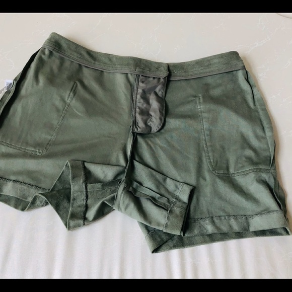 “VINCE CAMUTO” SUEDE LIKE SUMMER SHORTS~BRAND NEW! - Picture 6 of 9